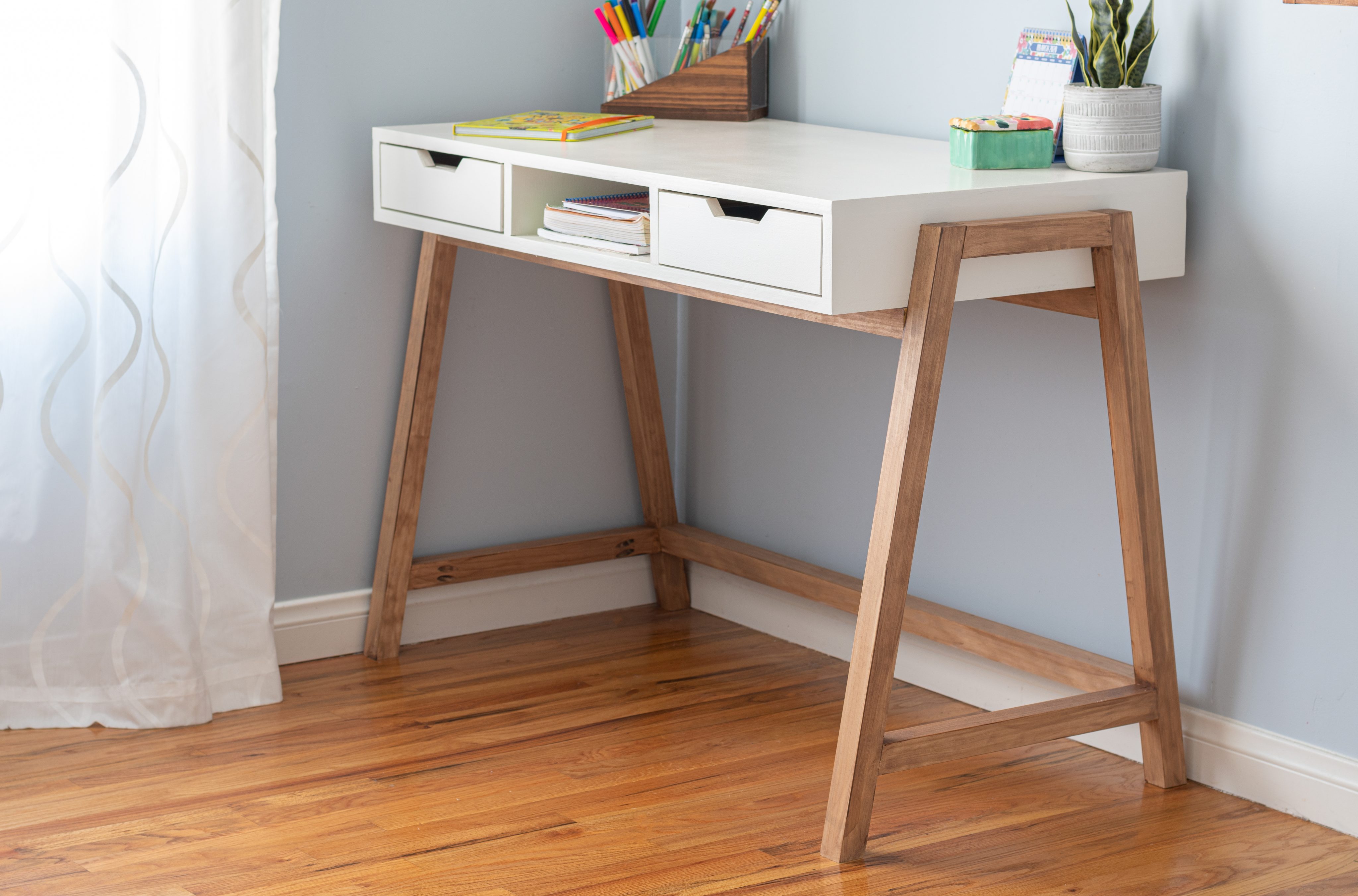 DIY A-frame Desk - Spruc*d Market
